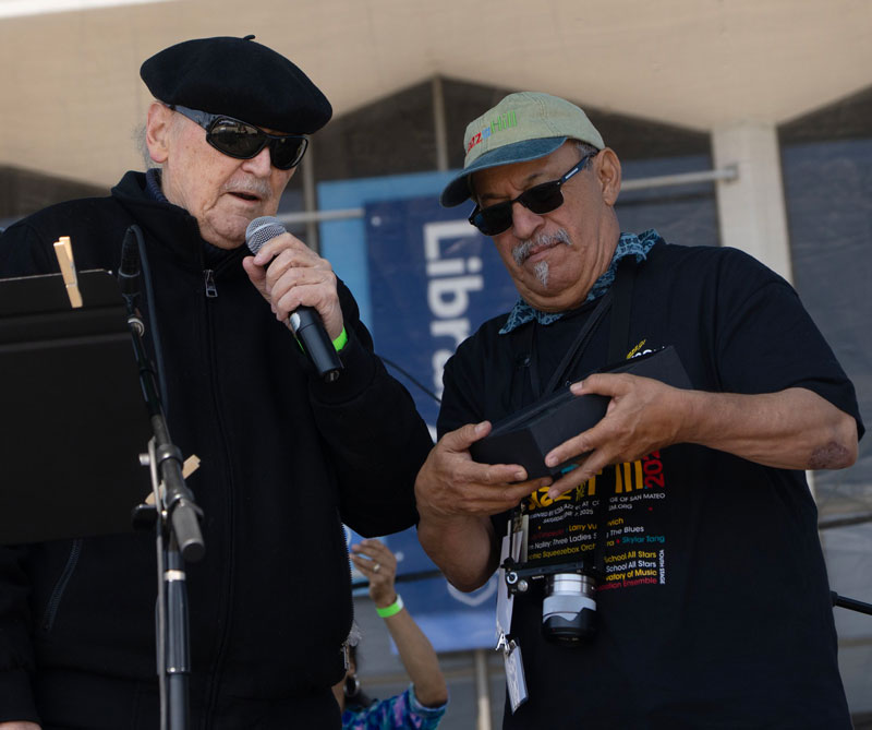 Larry Vuckovich
